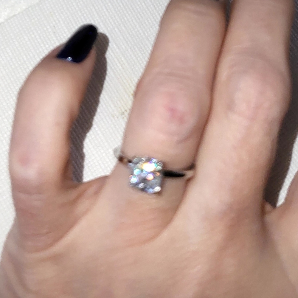 Cushion Cut 2ct Solitaire Moissanite 14k White Gold Vermeil Size 5.5 Ring - Picture 6 of 7